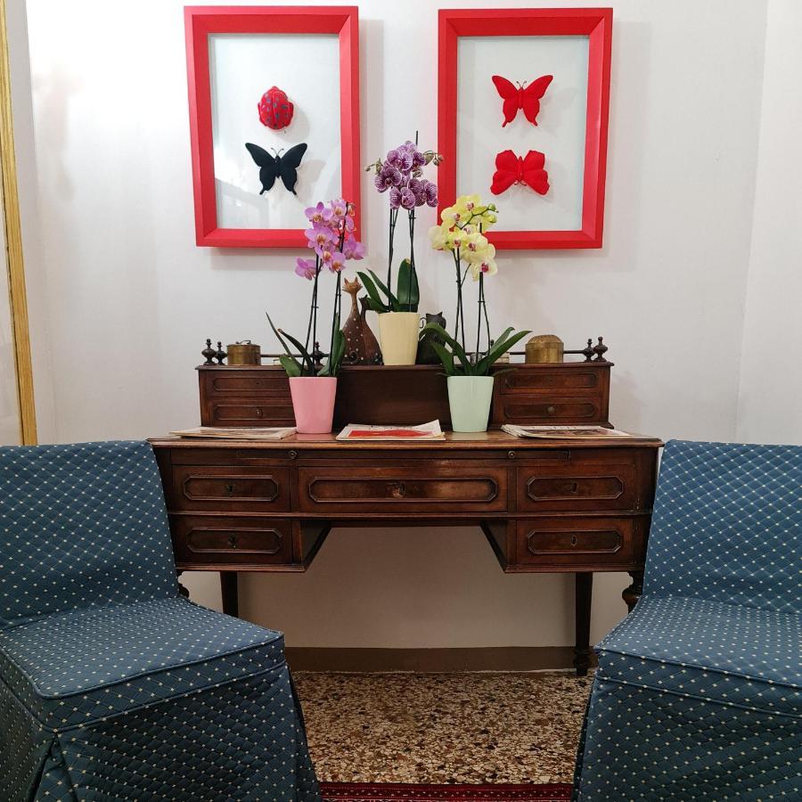 Friendly Venice Suites Eksteriør bilde