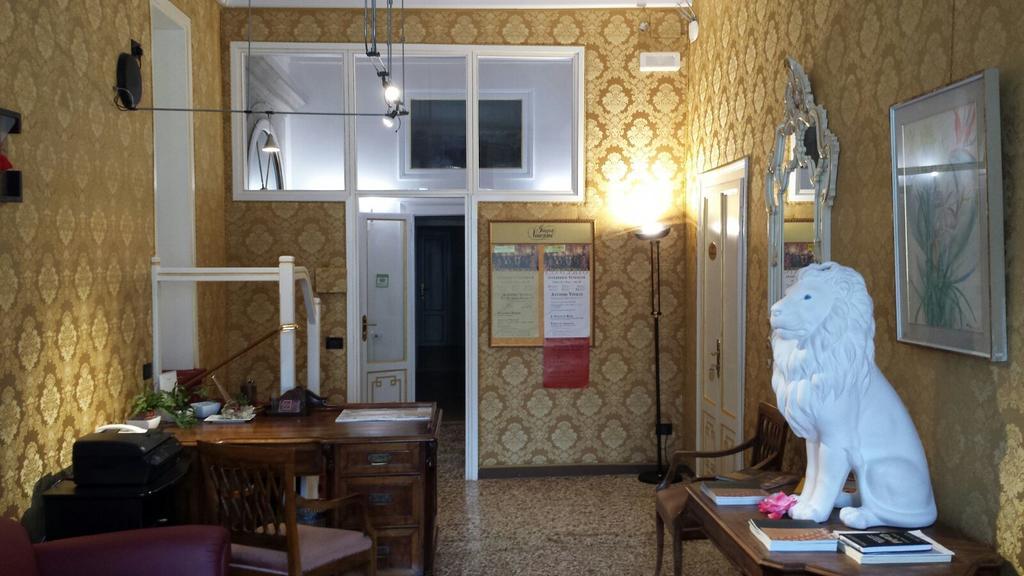 Friendly Venice Suites Eksteriør bilde