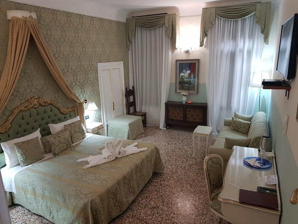 Friendly Venice Suites Eksteriør bilde