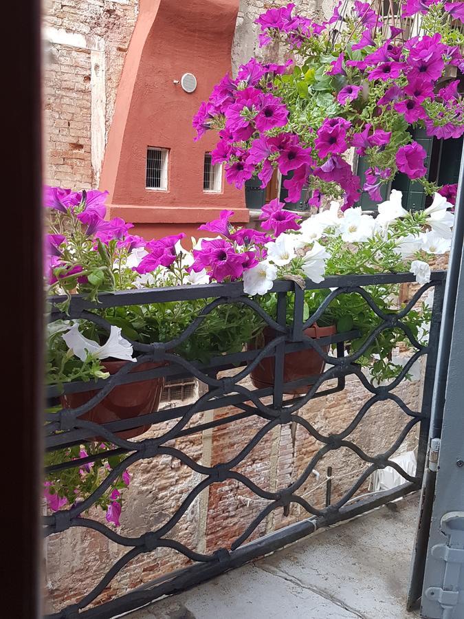 Friendly Venice Suites Eksteriør bilde
